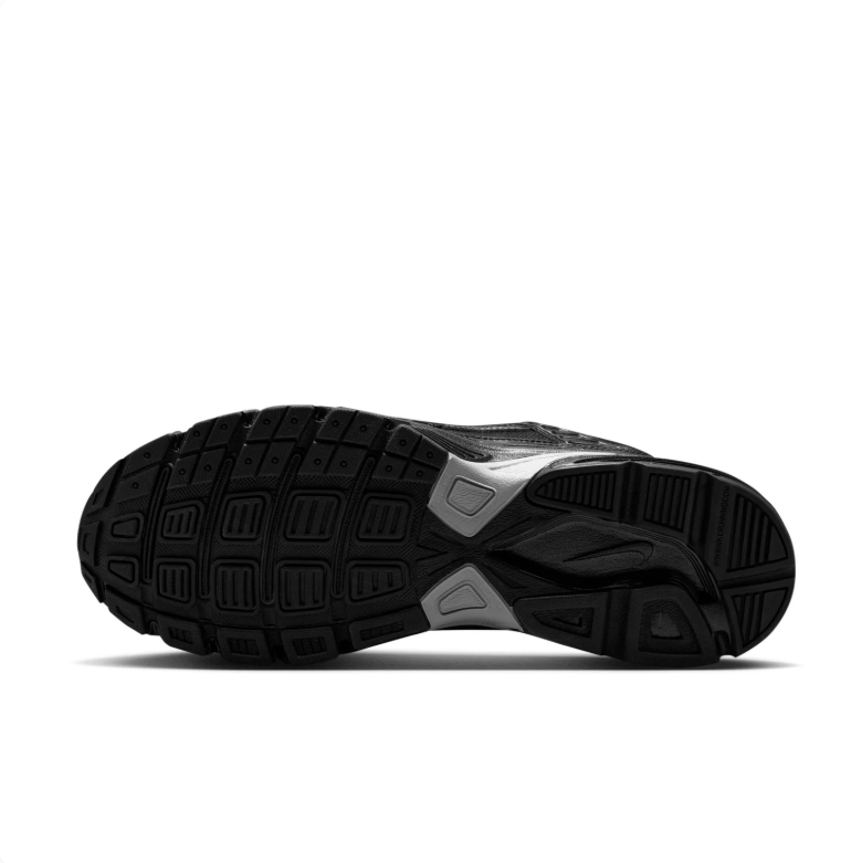 Nike Initiator Black and Silver Low-Top Sneakers